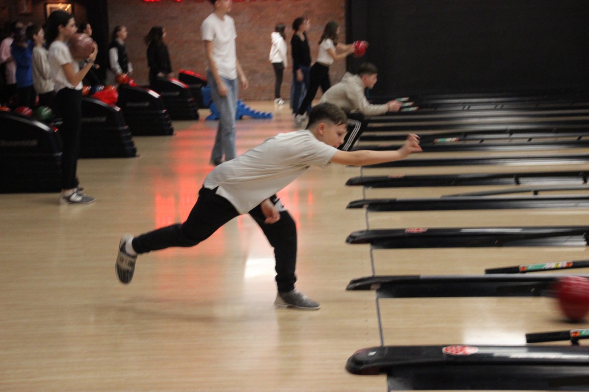 BOWLING0064