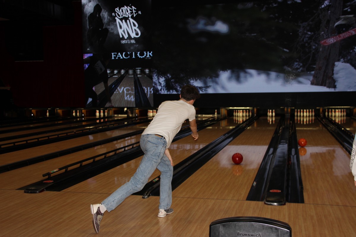 BOWLING0075