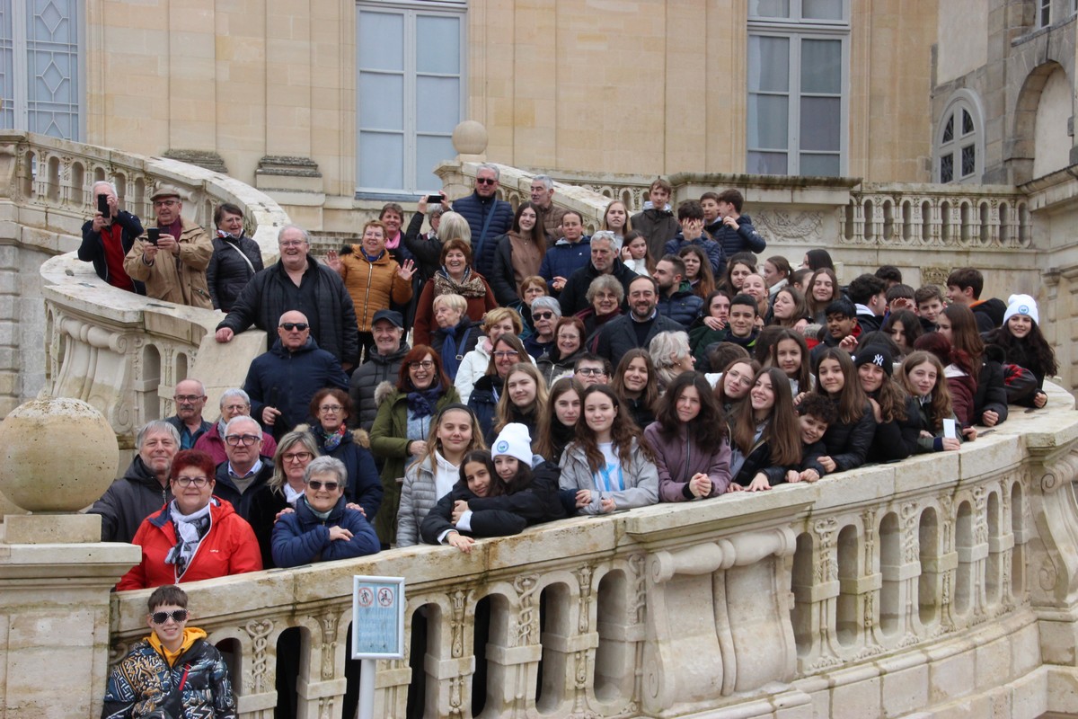 GROUPE-ESCALIER-FONTAINEBLEAU0012