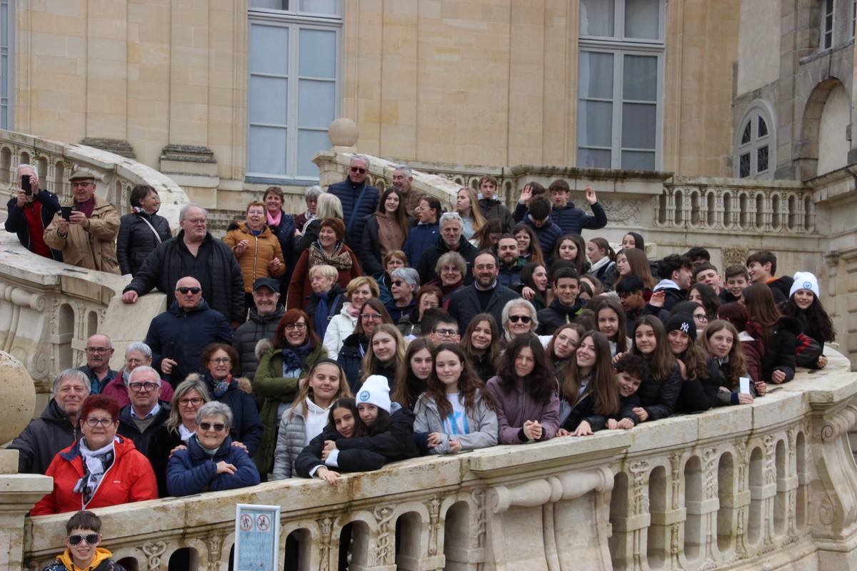GROUPE-ESCALIER-FONTAINEBLEAU0013